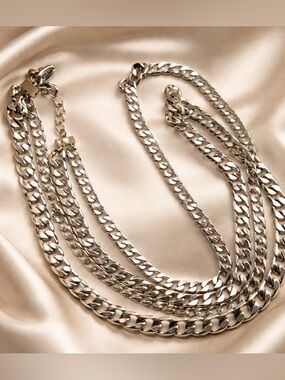 Cara New York 40” Gold Tone Chunky Chain Necklace Statement Layering Jewelry